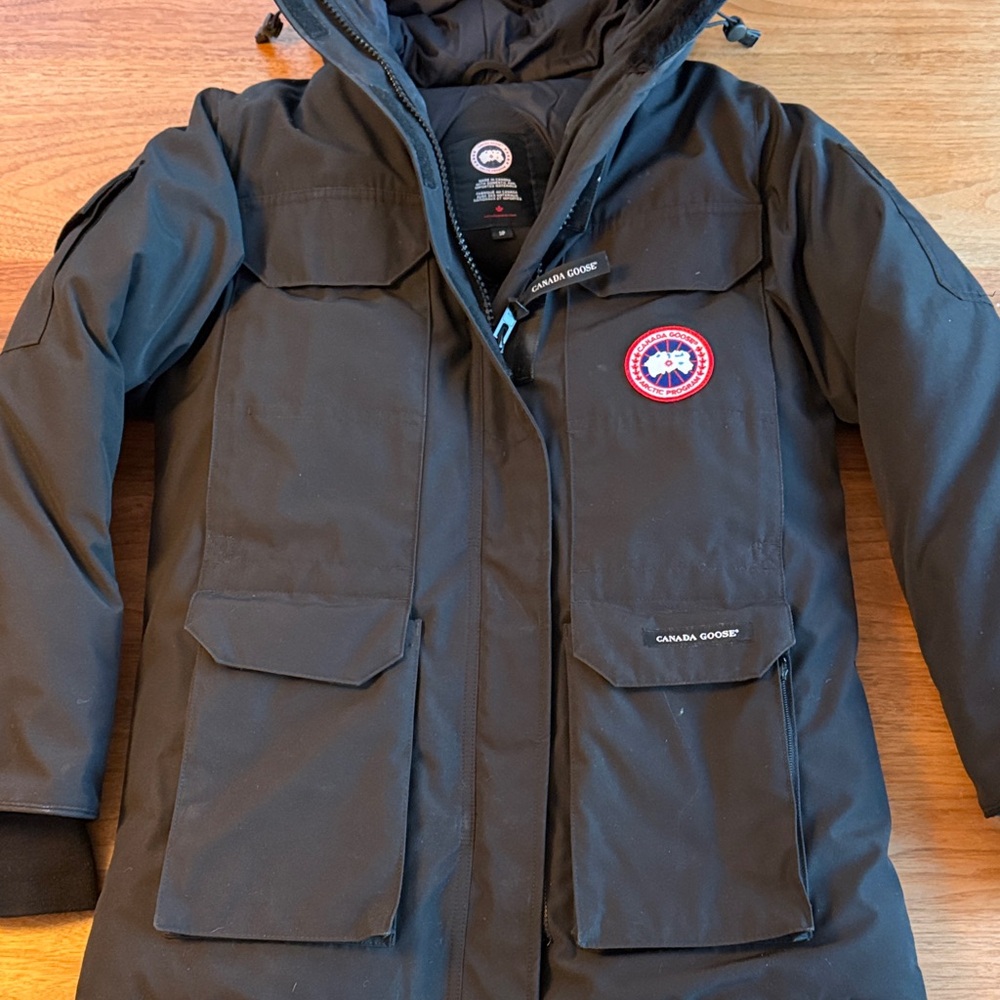 Canada Goose Expedition parka women’s small Black